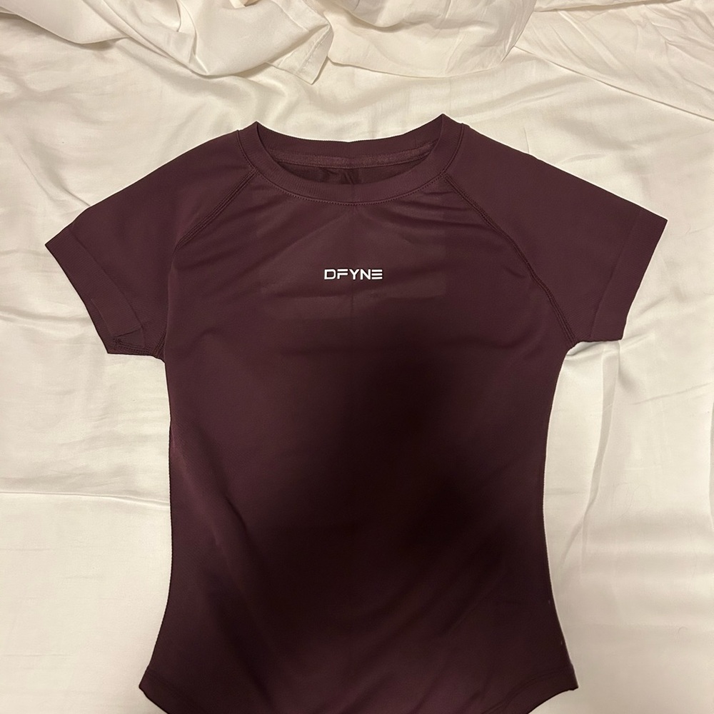 Dfyne impact Women's Burgundy shirt